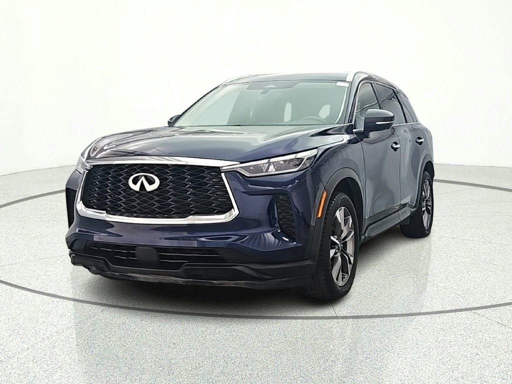 Used 2023 INFINITI QX60 Luxe AWD/4WD image 2