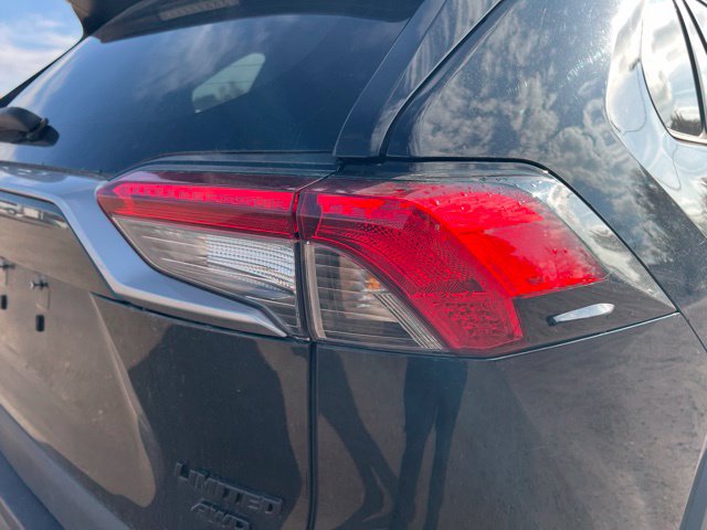 Used 2021 Toyota RAV4 Limited AWD/4WD image 11