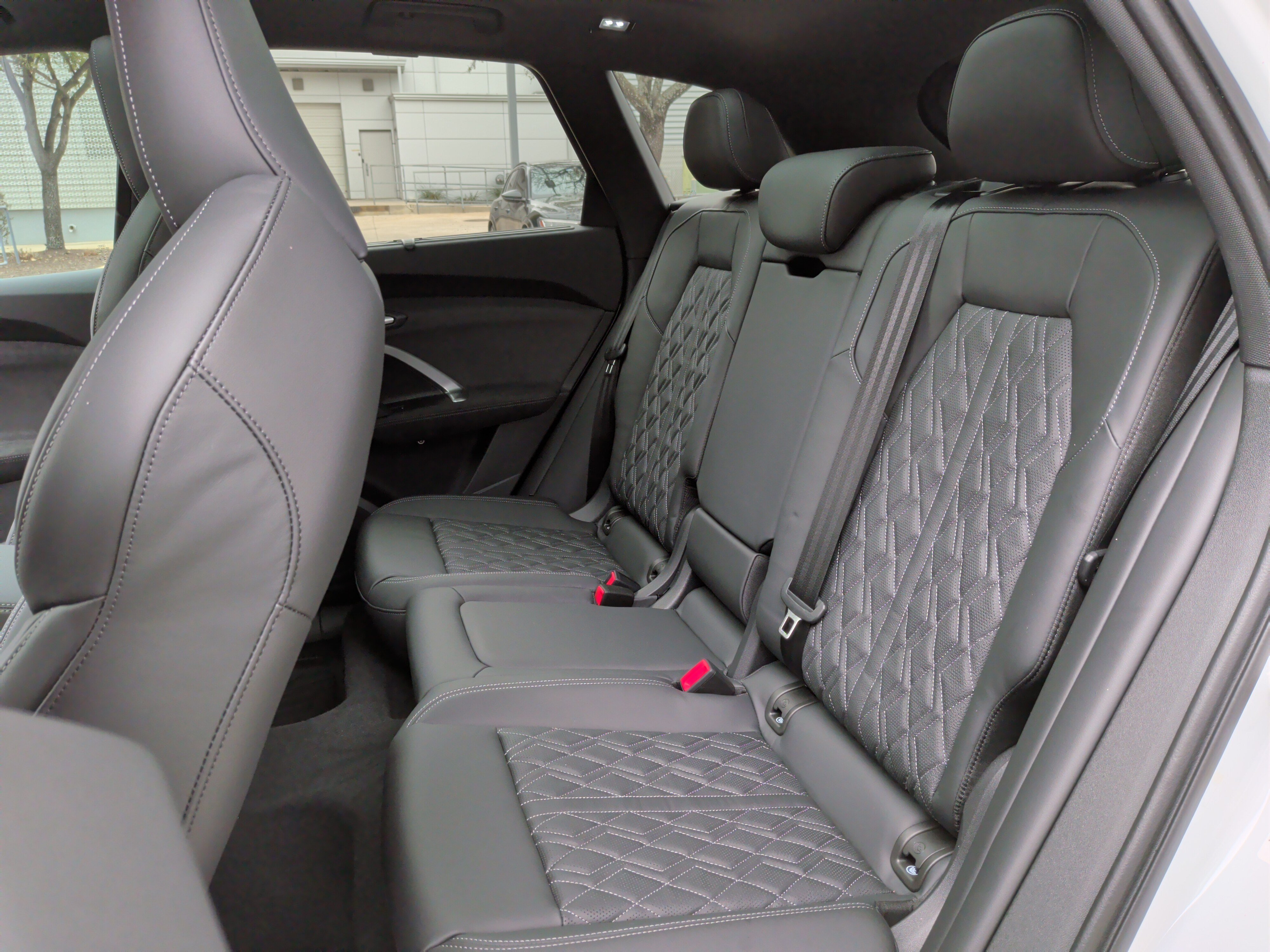 Used 2025 Audi SQ5 Premium Plus AWD/4WD image 33
