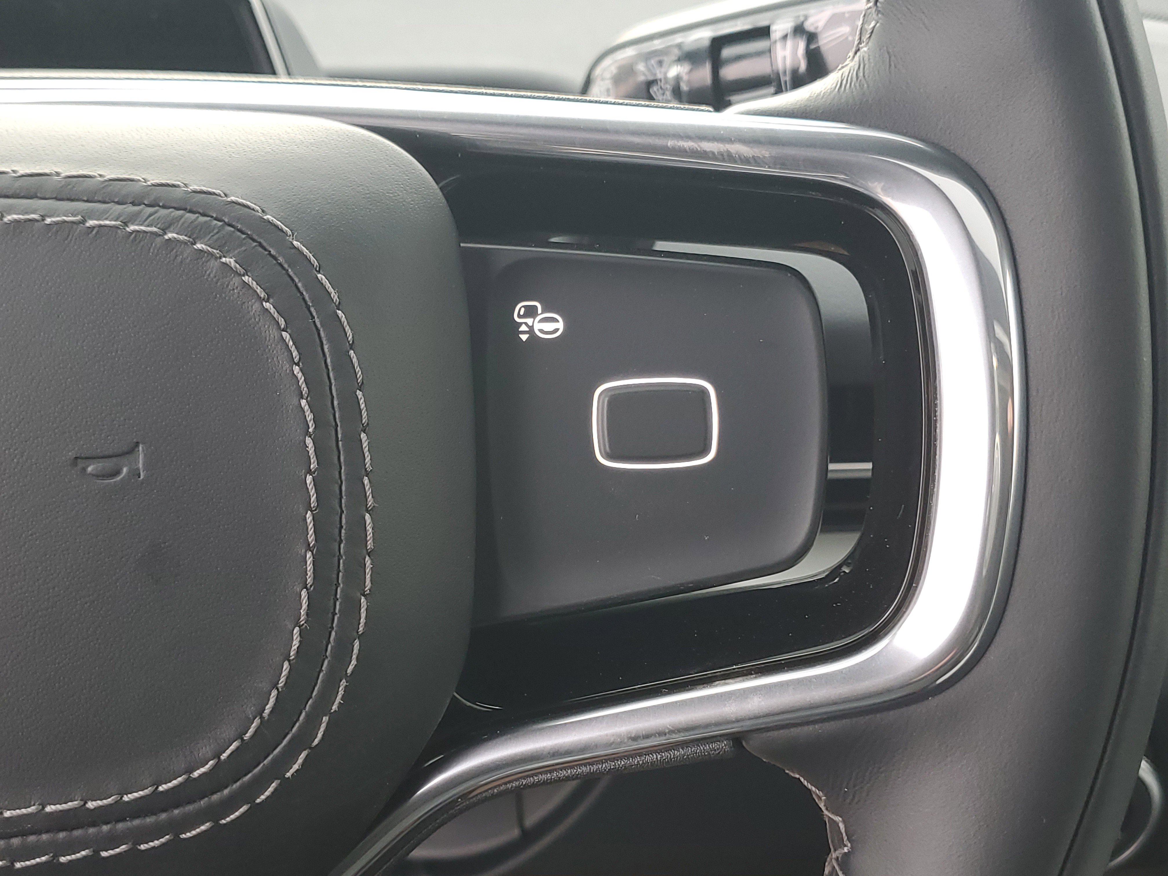 New 2026 Lincoln Navigator Reserve w/ Jet Appearance Package AWD/4WD image 18