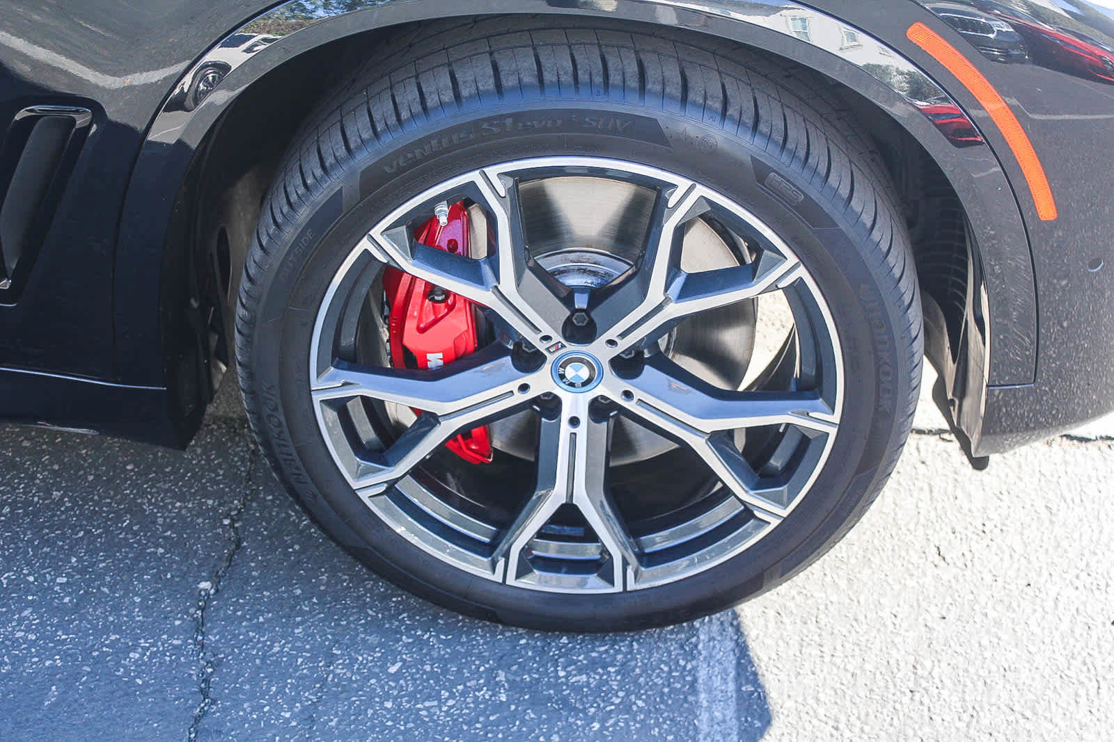 Certified 2023 BMW X5 xDrive45e w/ M Sport Package image 9