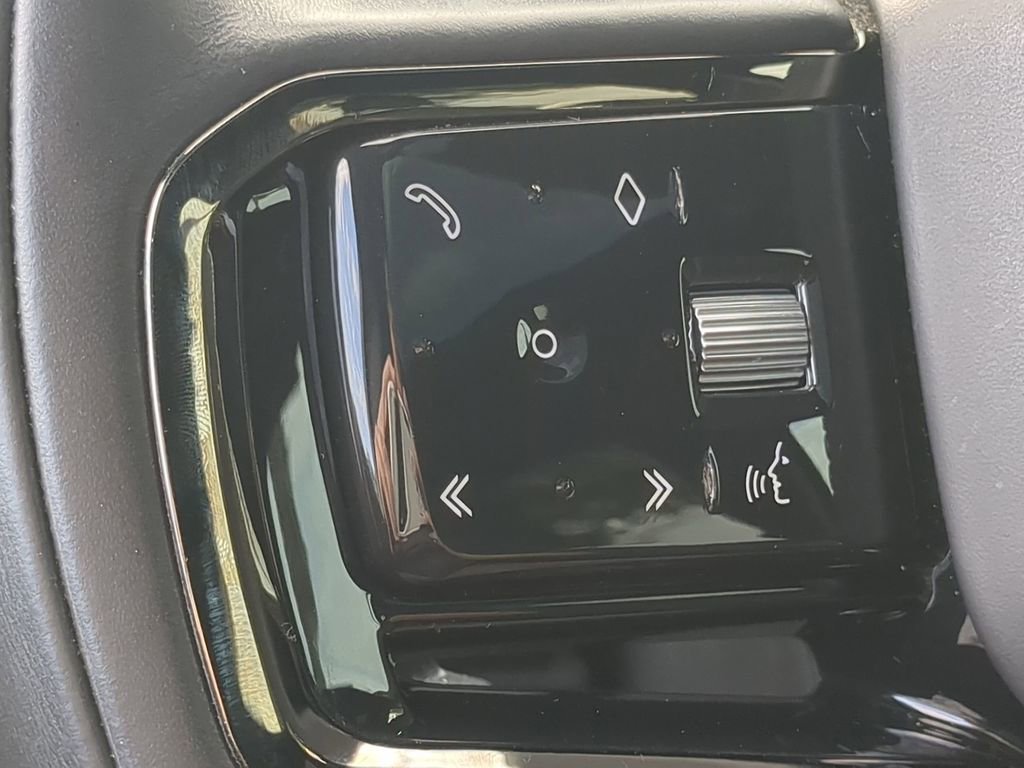 Used 2023 Land Rover Range Rover Sport SE Dynamic image 12