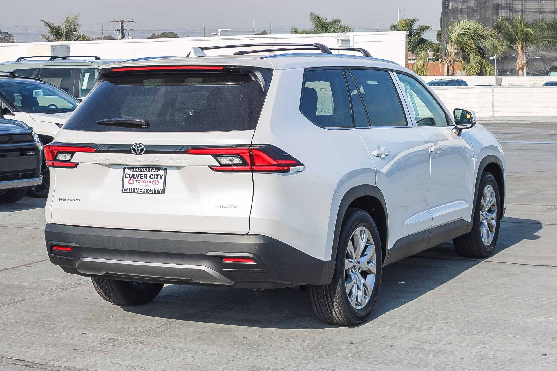 New 2026 Toyota Grand Highlander AWD Hybrid image 9