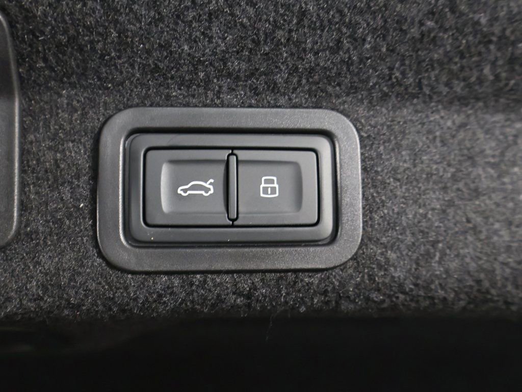 Used 2022 Audi A6 Premium Plus image 23