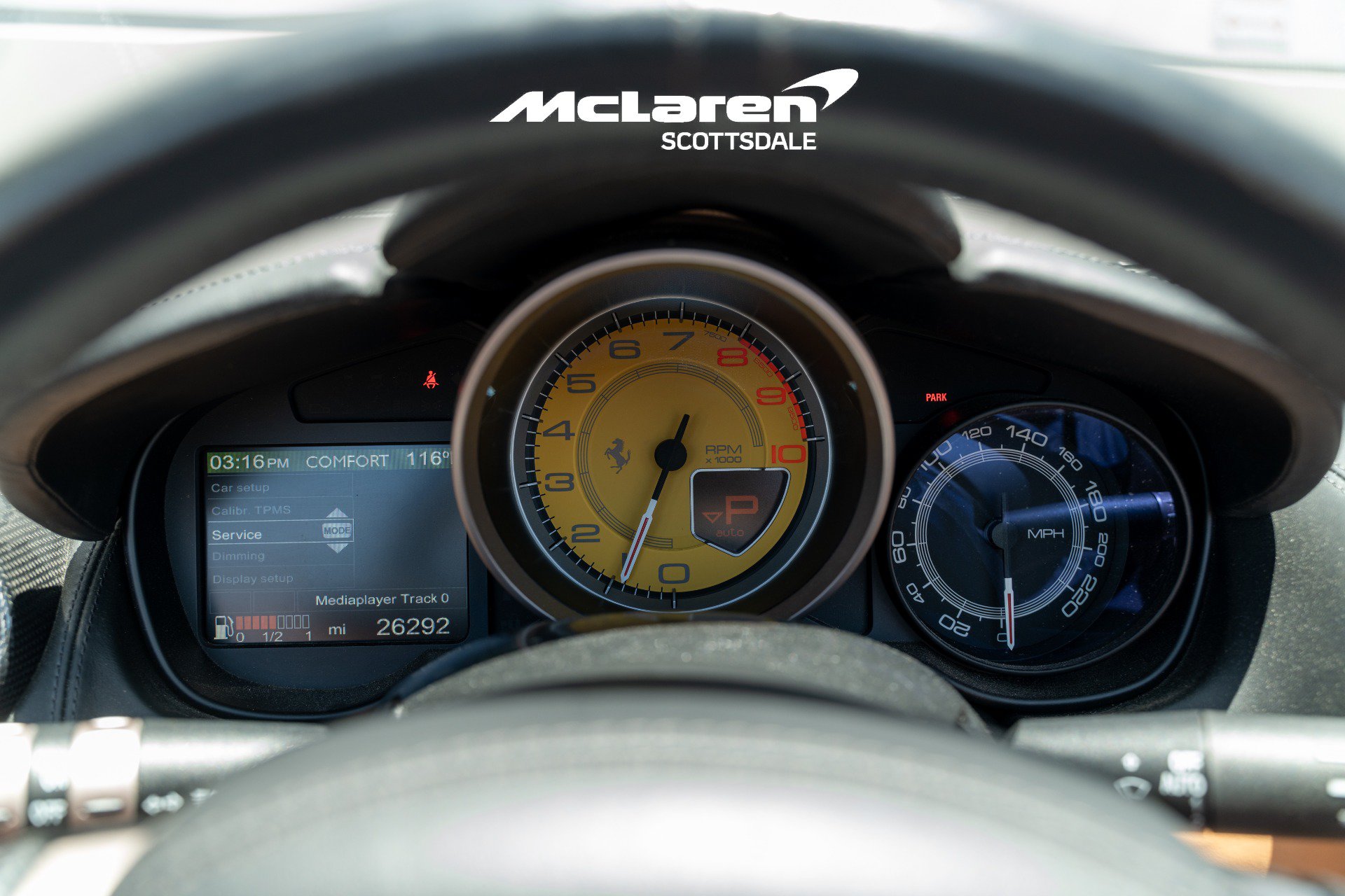 Used 2014 Ferrari California RWD image 15