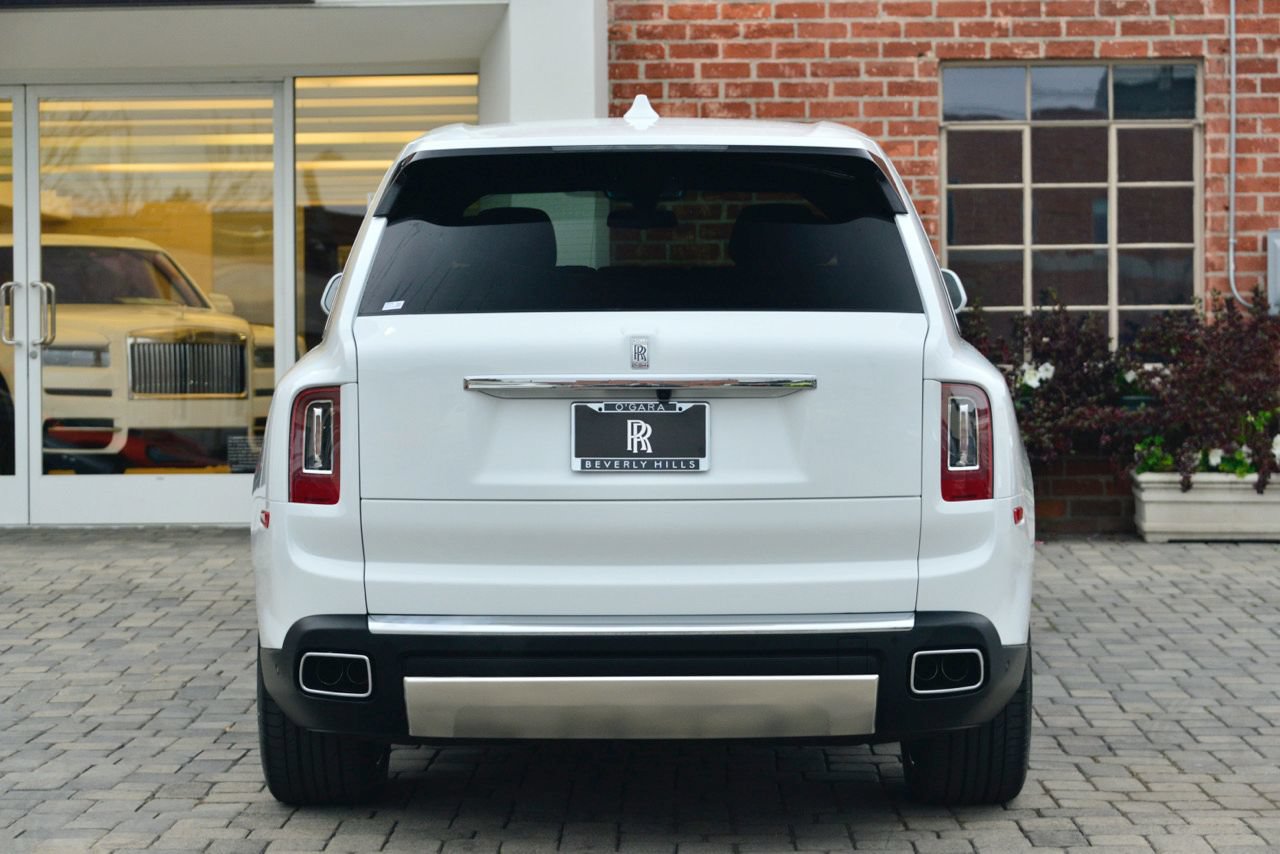 Certified 2023 Rolls-Royce Cullinan w/ Technology Package AWD/4WD image 31