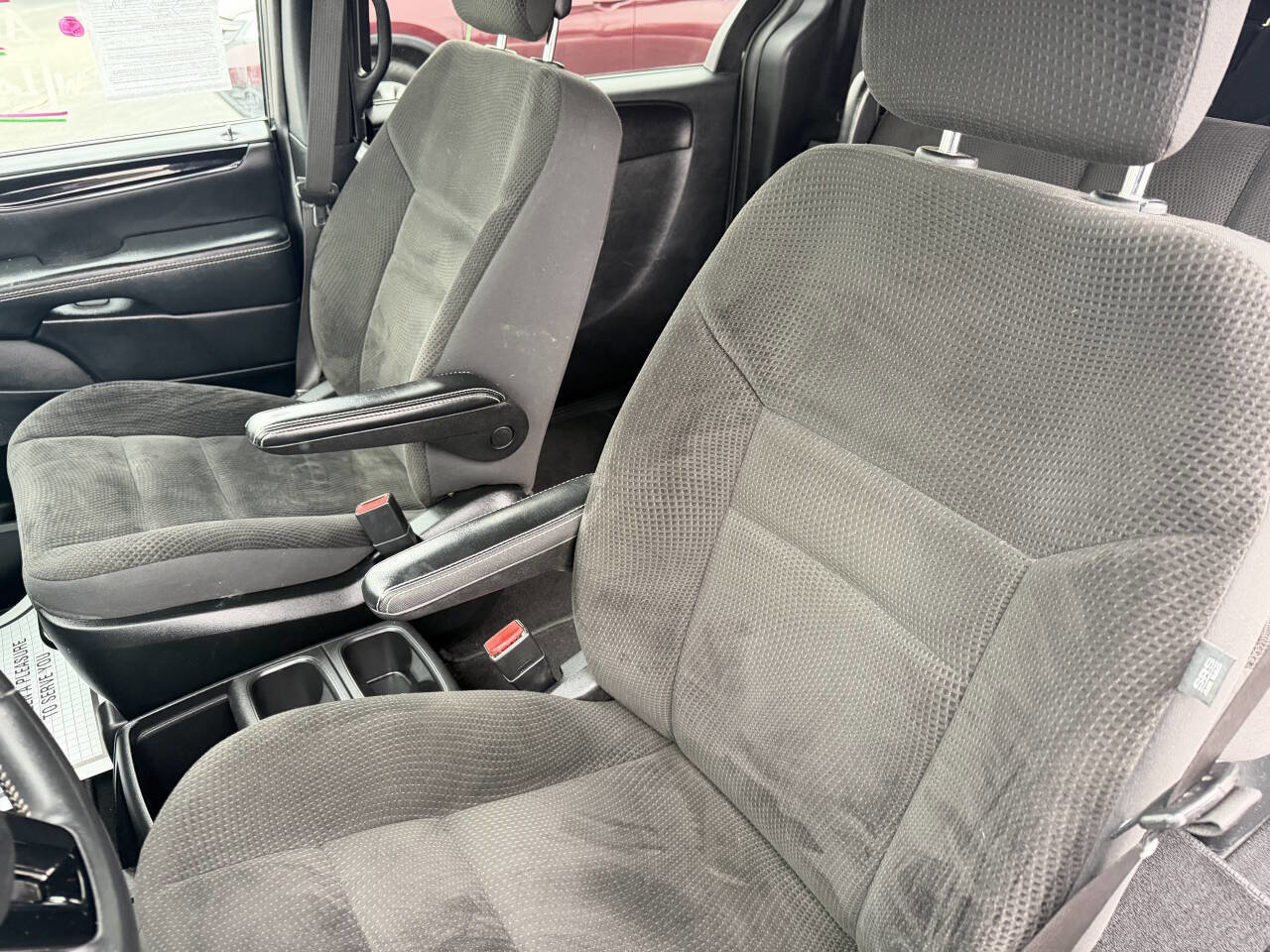 Used 2019 Dodge Grand Caravan SE image 10