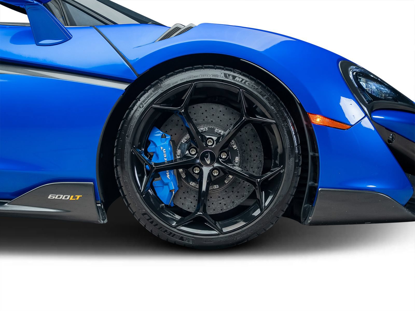Used 2020 McLaren 600LT Spider RWD image 29