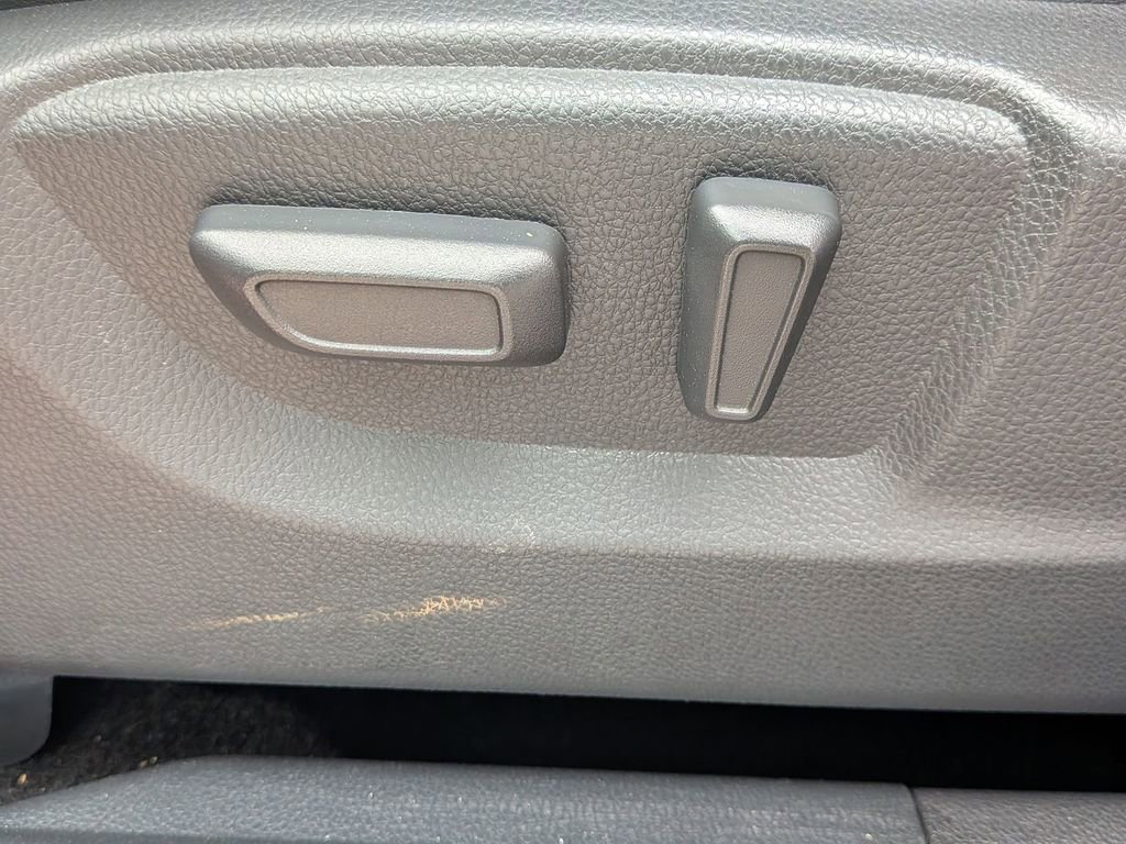 Used 2025 Mitsubishi Eclipse Cross SE image 14