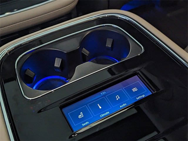 Used 2024 Lincoln Navigator L Reserve image 8