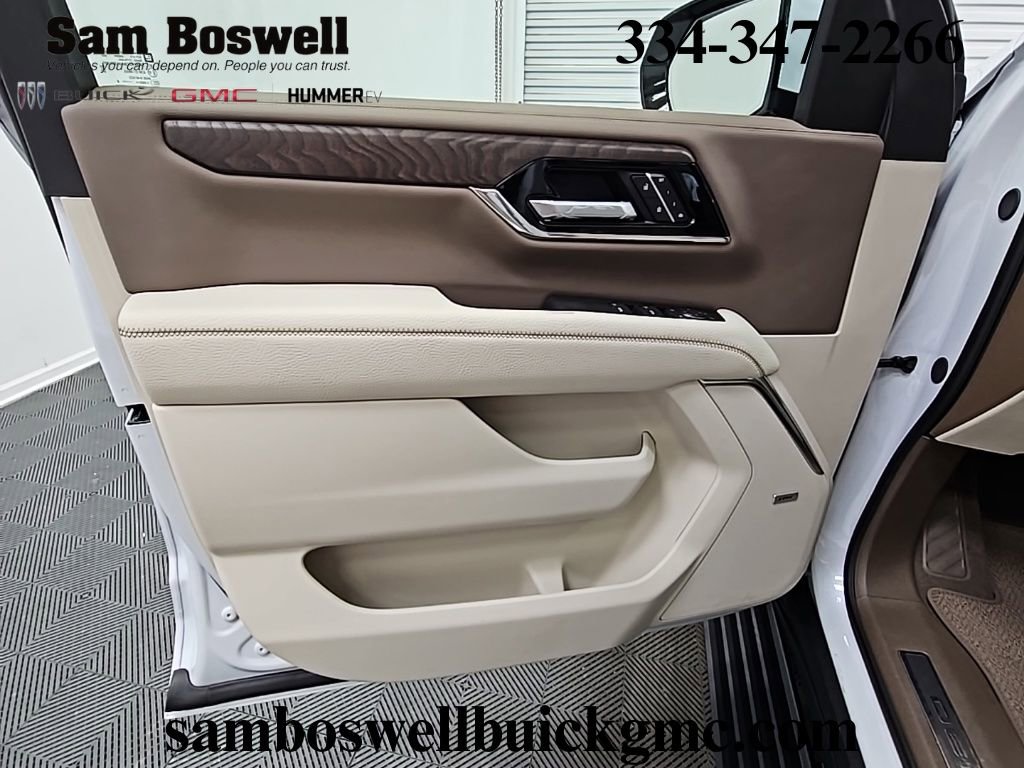 New 2026 GMC Yukon XL Denali w/ Sun & Power Step Package AWD/4WD image 30