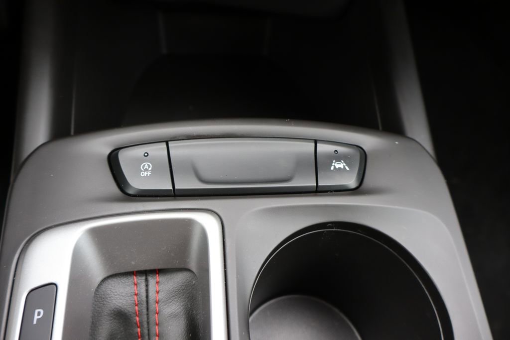 Used 2024 Chevrolet Trax RS image 9