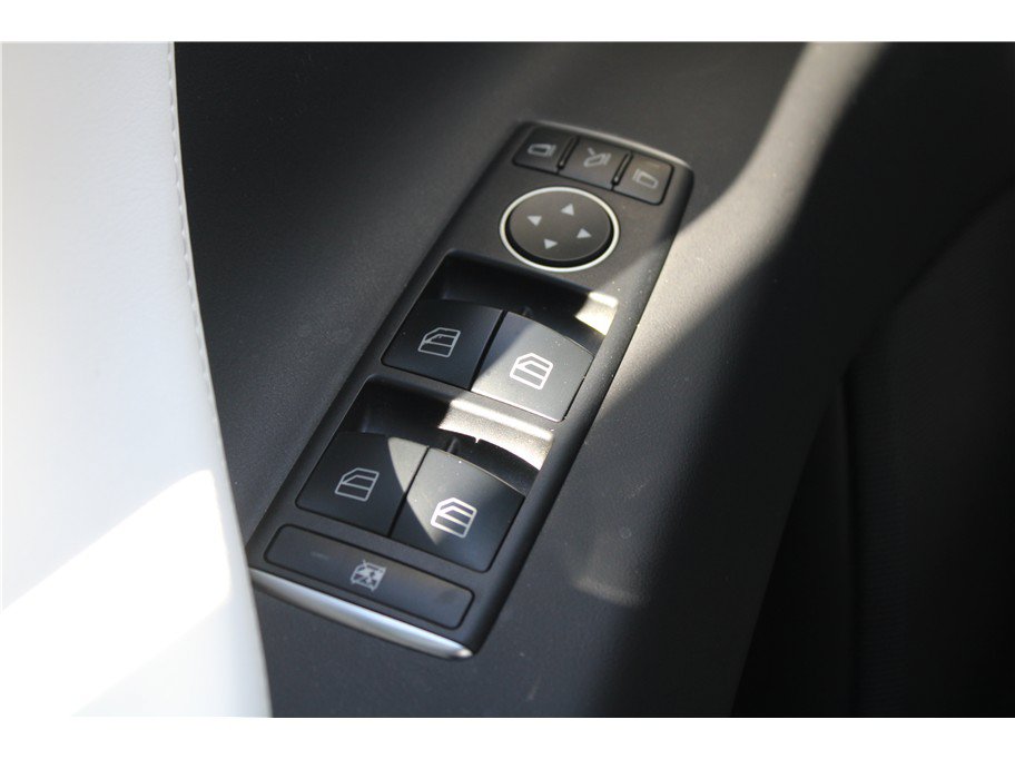 Used 2018 Tesla Model X 75D AWD/4WD image 14