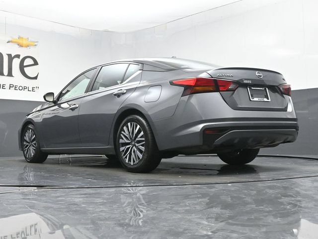 Used 2024 Nissan Altima 2.5 SV FWD image 5