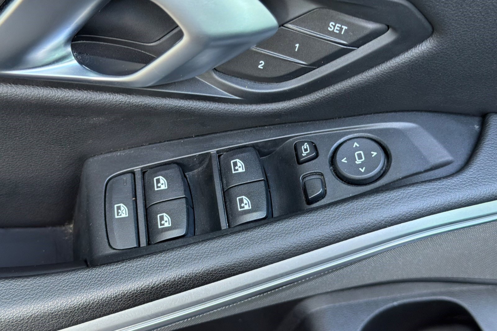 Certified 2024 BMW 330i Sedan w/ Premium Package image 13