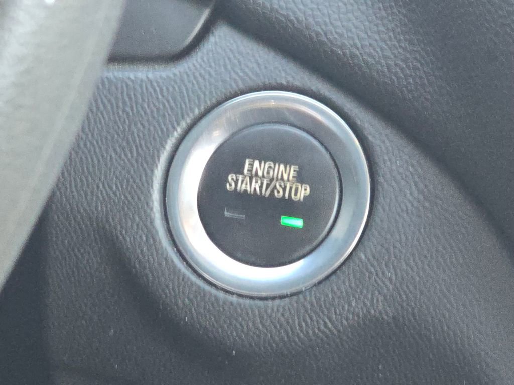 Certified 2020 Chevrolet Equinox LT image 25