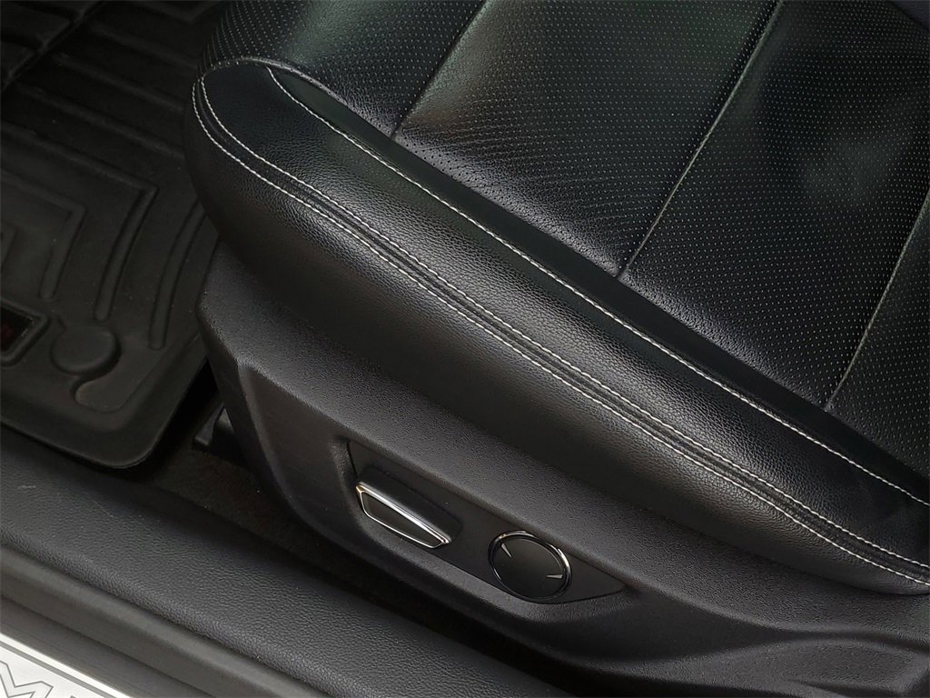 Used 2015 Ford Mustang GT Premium image 11