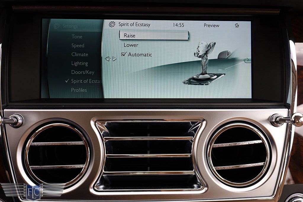 Used 2014 Rolls-Royce Ghost image 31