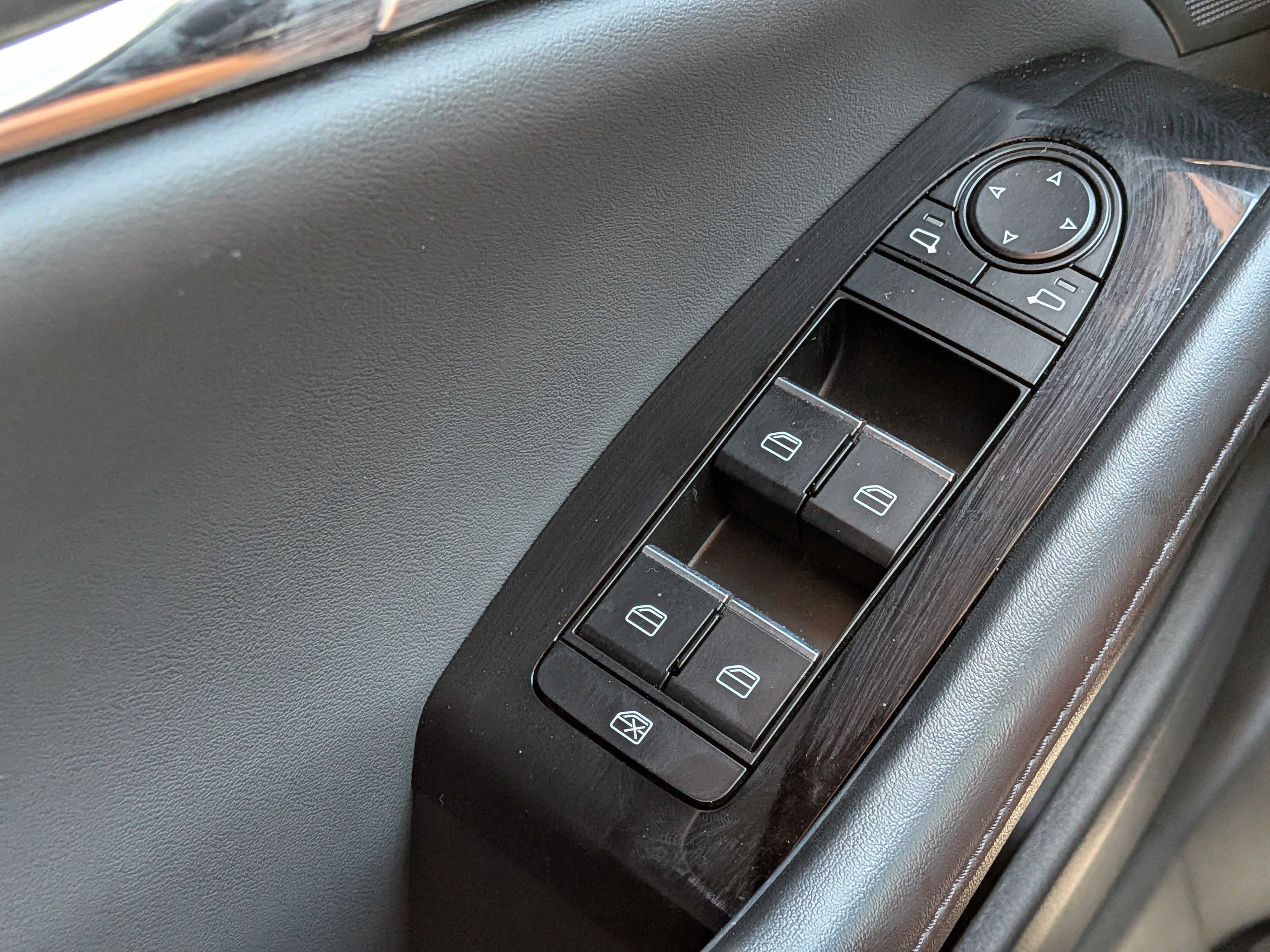 Certified 2025 MAZDA MAZDA3 s image 20