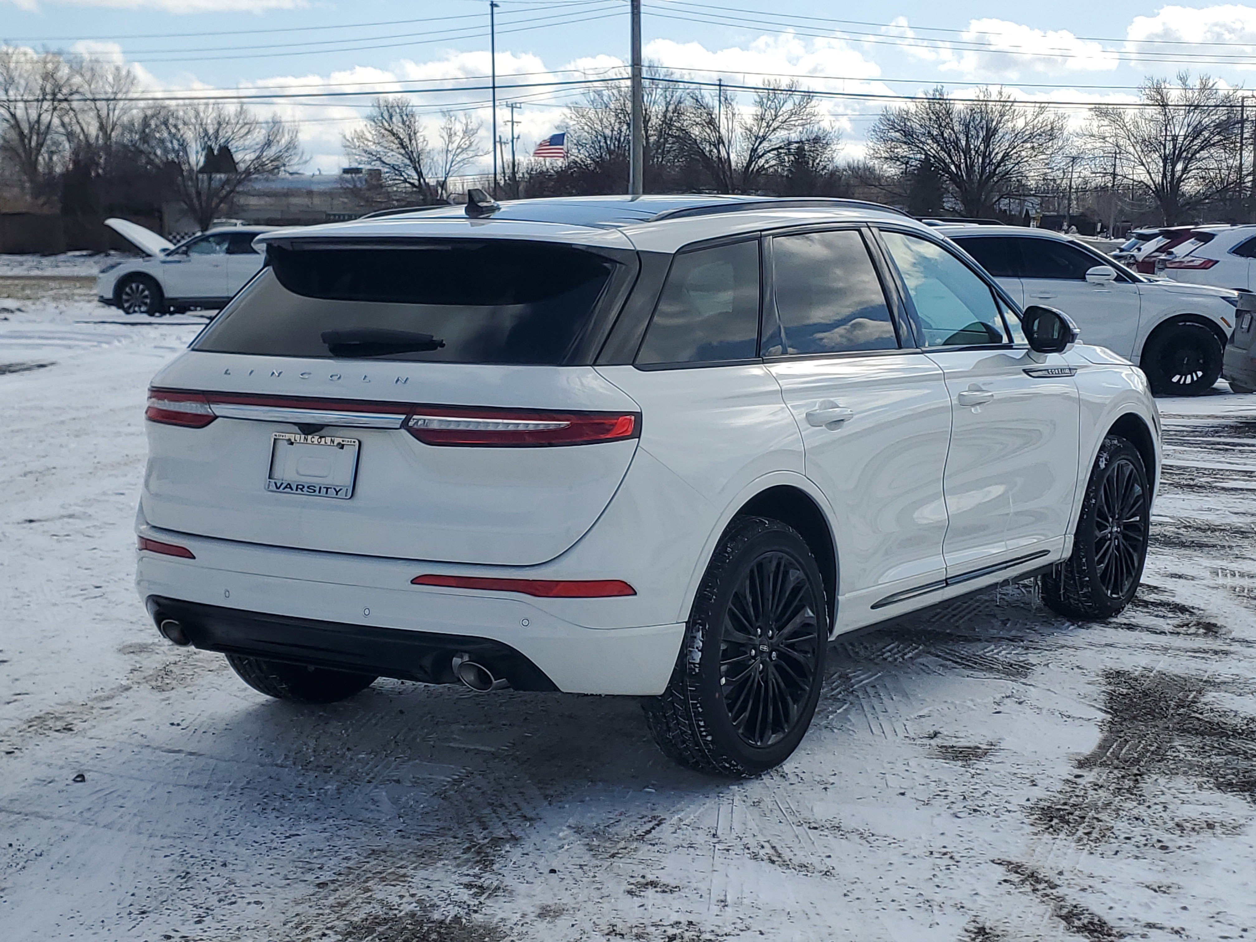 New 2026 Lincoln Corsair Premiere image 4