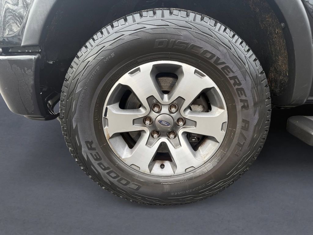 Used 2014 Ford F150 FX4 w/ Equipment Group 402A Luxury image 10