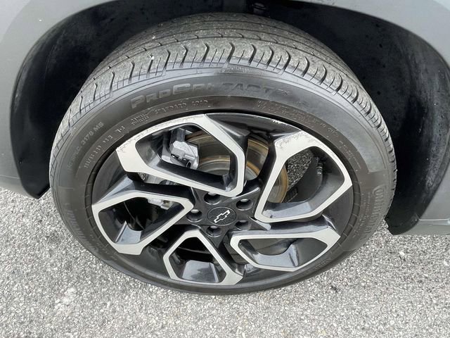 Used 2025 Chevrolet Trax RS w/ Sunroof Package image 11
