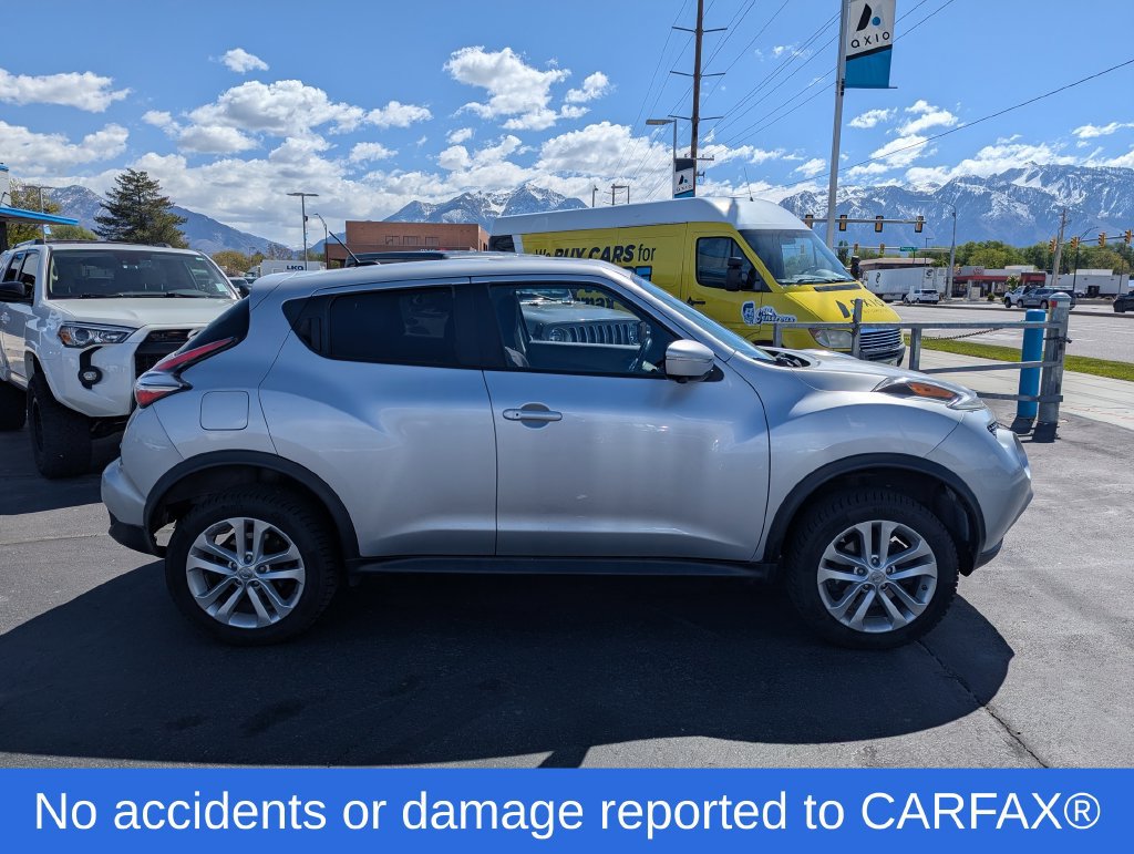 Used 2015 Nissan Juke SV w/ Technology Package AWD/4WD image 2