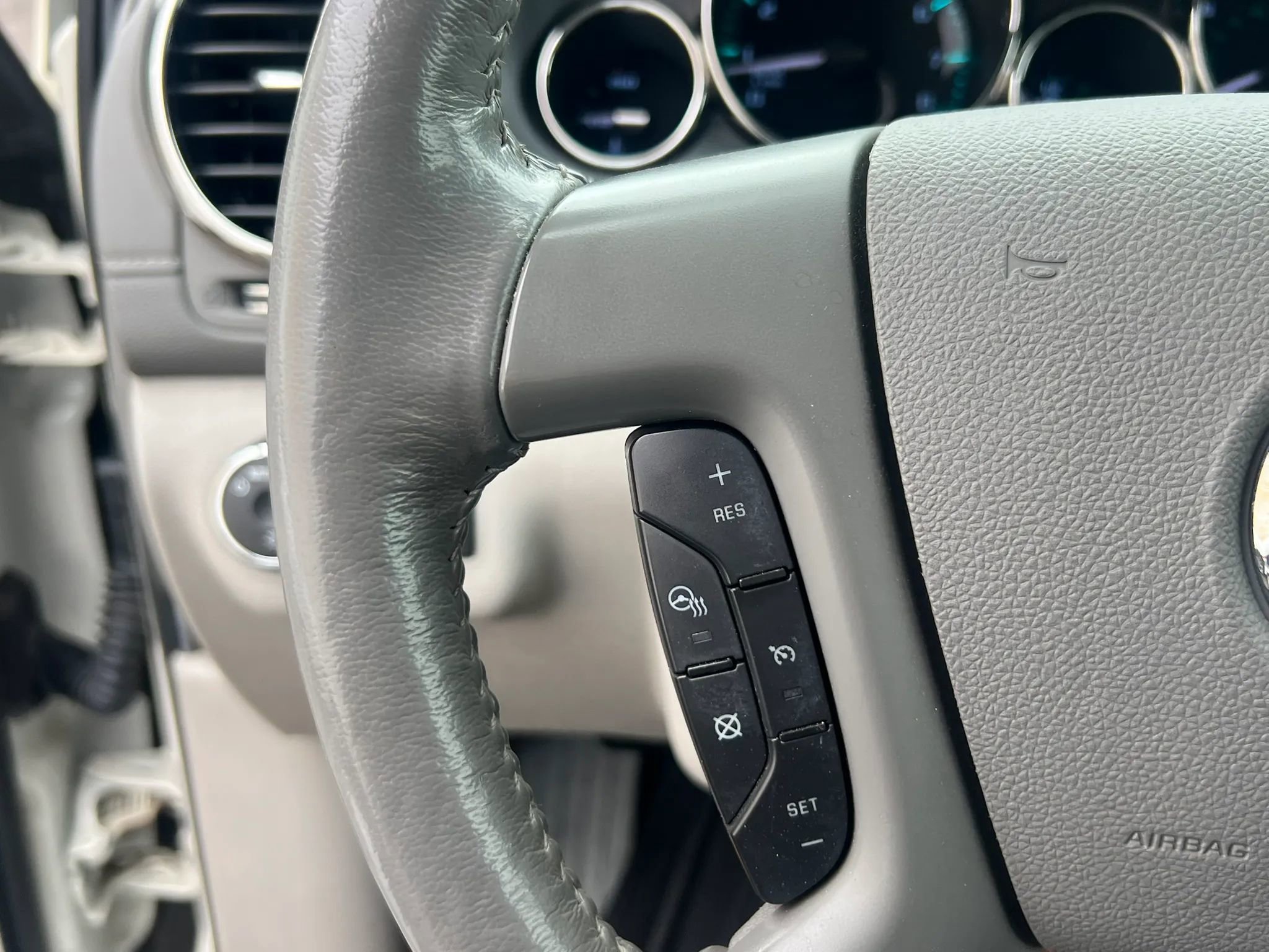 Used 2015 Buick Enclave Leather w/ Trailering Package AWD/4WD image 19