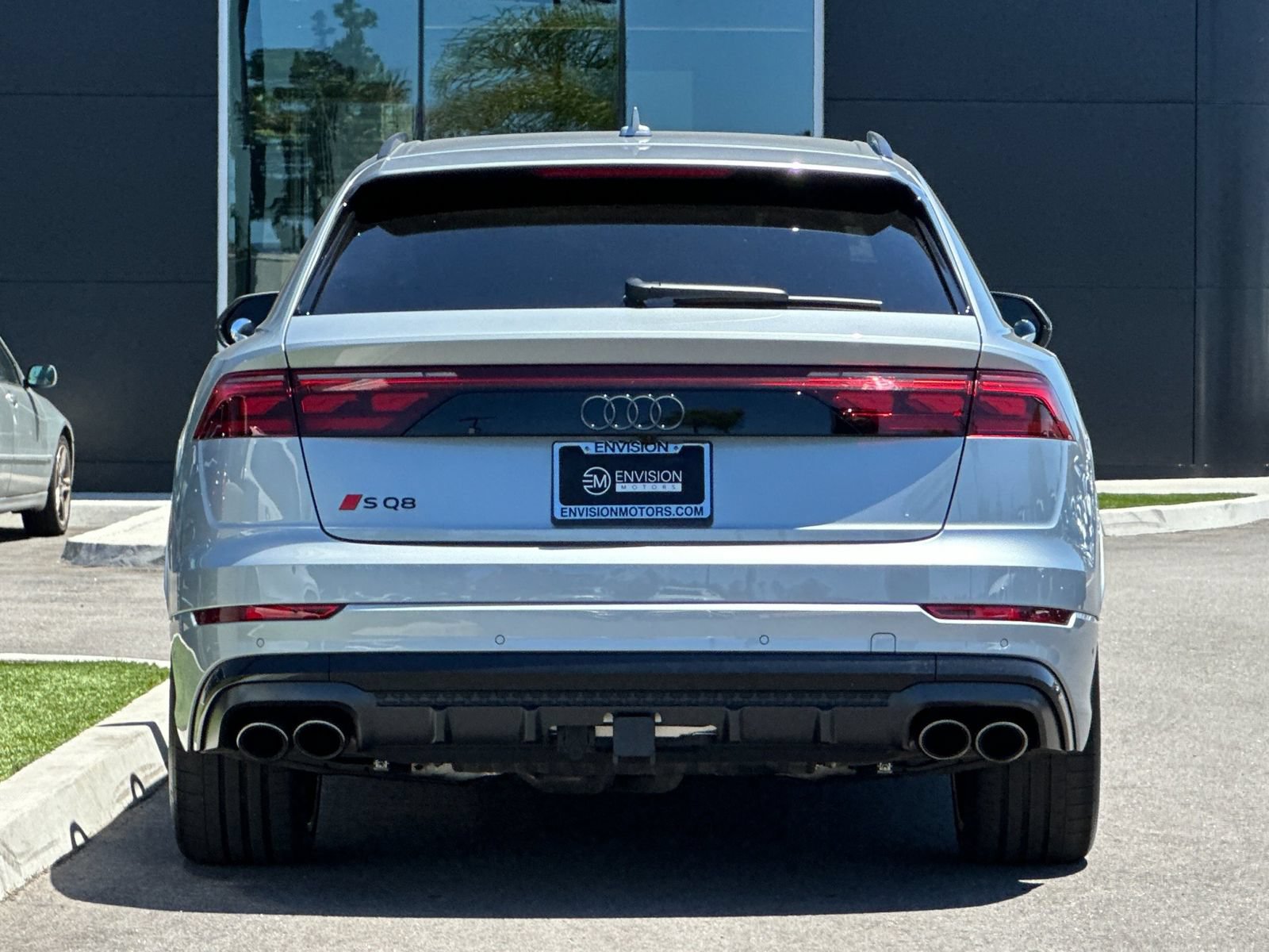 Used 2024 Audi SQ8 Prestige AWD/4WD image 4