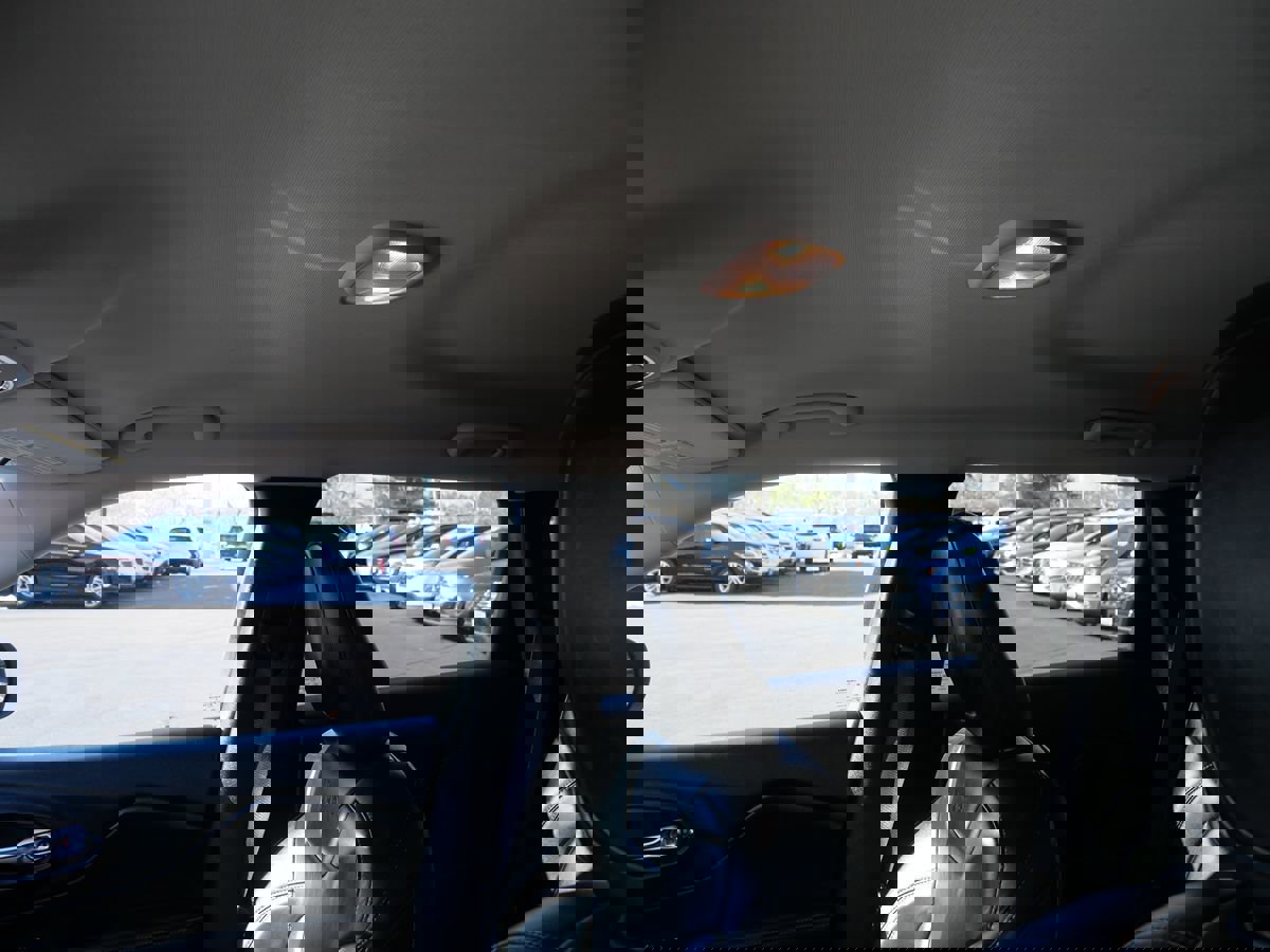 Used 2017 Jeep Cherokee Latitude w/ True North Edition image 10