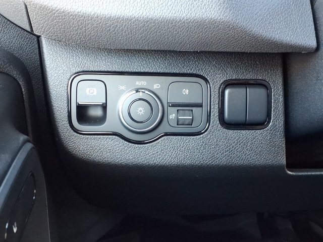 New 2025 Mercedes-Benz eSprinter 170 Cargo image 13