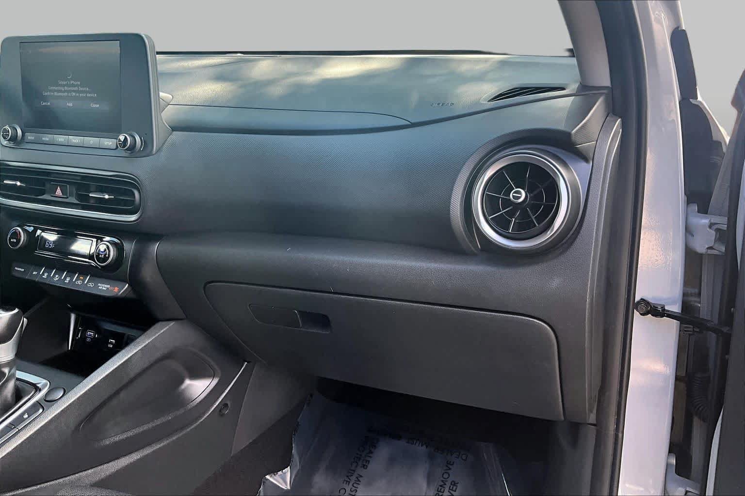 Used 2022 Hyundai Kona SEL w/ Convenience Package FWD image 19