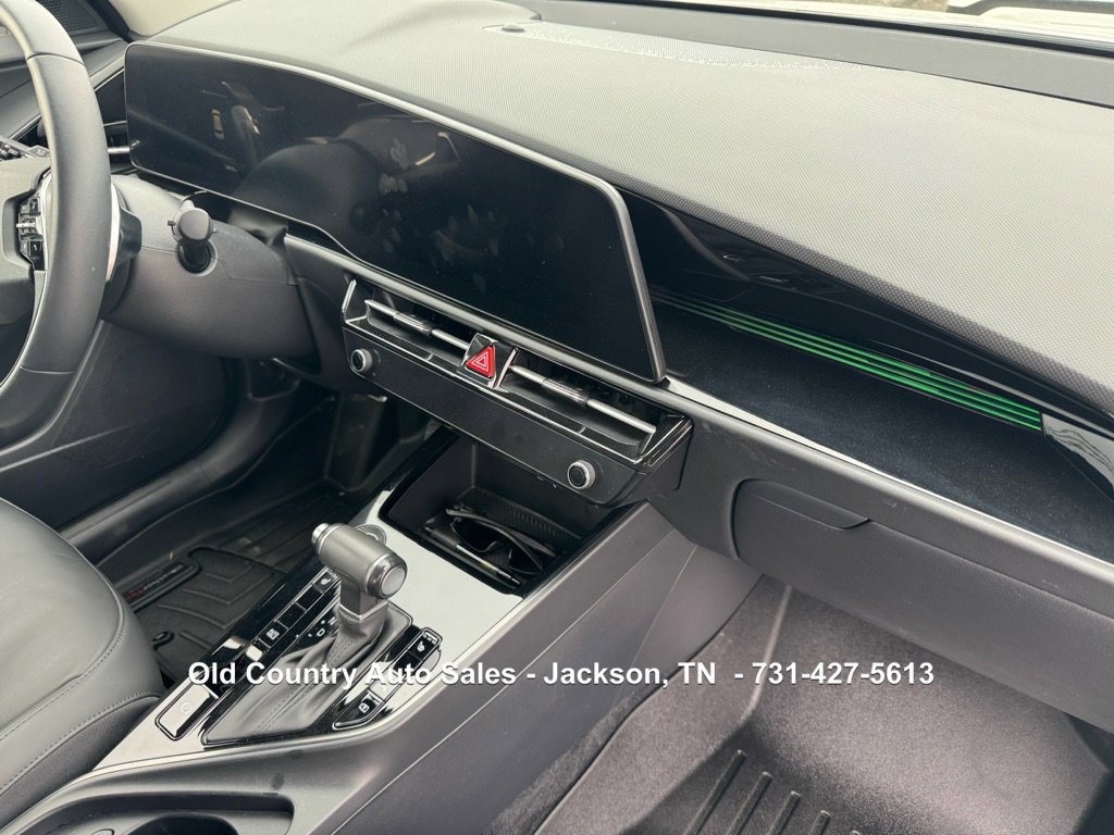 Used 2023 Kia Niro EX Touring image 22