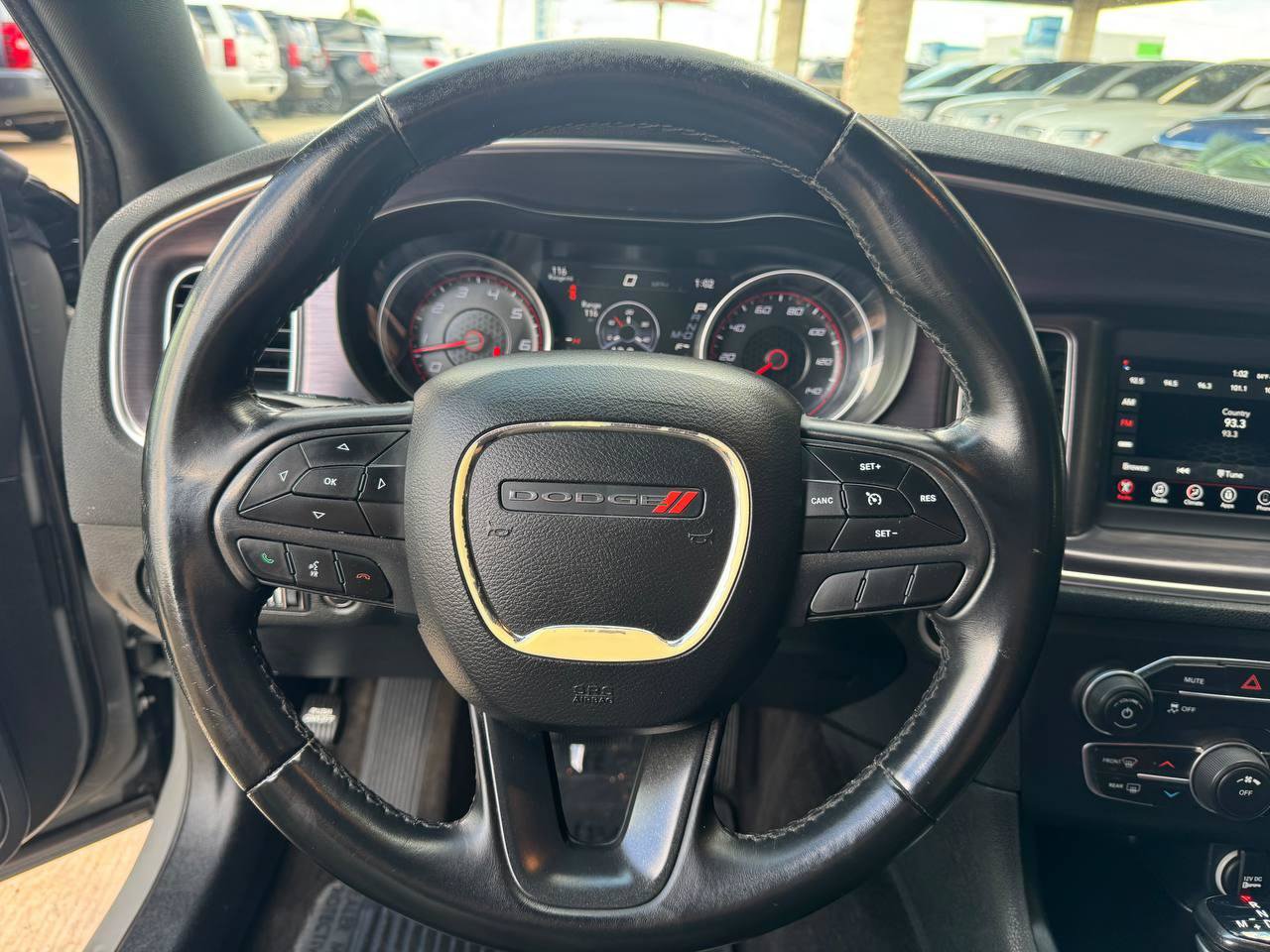 Used 2018 Dodge Charger SXT RWD image 24