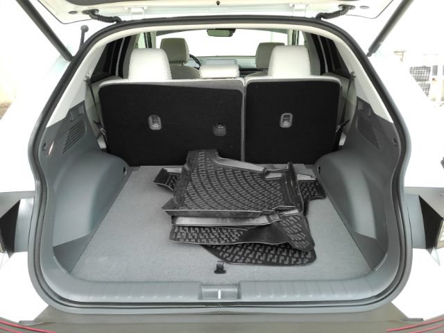Used 2022 Hyundai Ioniq 5 SEL w/ Cargo Package RWD image 24