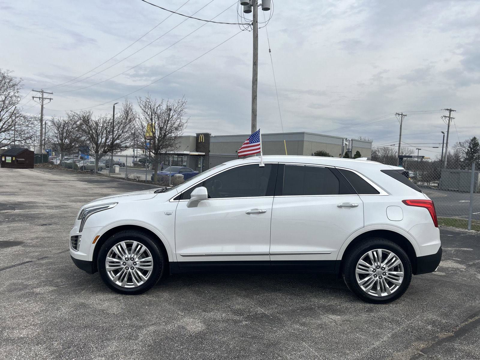 Used 2018 Cadillac XT5 Premium Luxury AWD/4WD image 9
