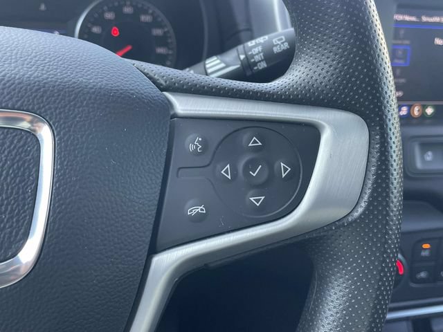 Used 2024 GMC Terrain SLE w/ Driver Convenience Package FWD image 26