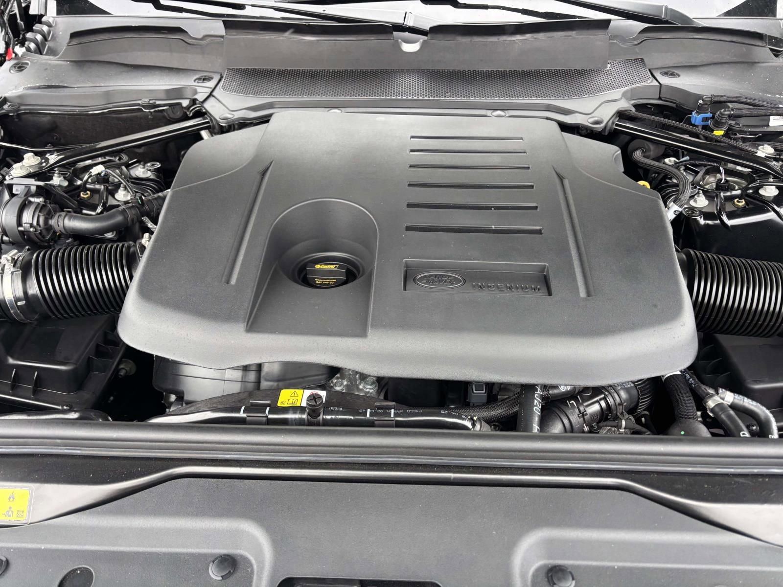 New 2026 Land Rover Discovery Limited Edition image 25