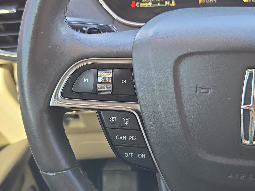 Used 2020 Lincoln Nautilus FWD w/ Equipment Group 101A image 22