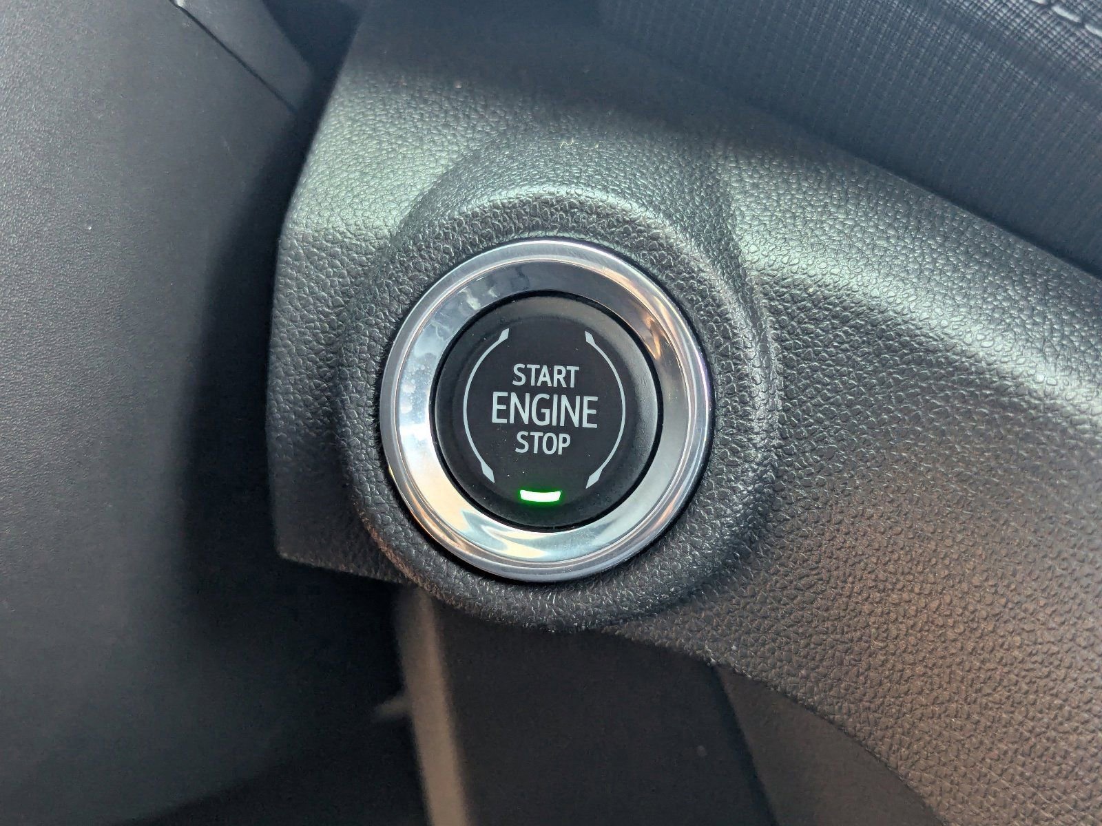 Used 2023 Chevrolet TrailBlazer LT FWD image 32