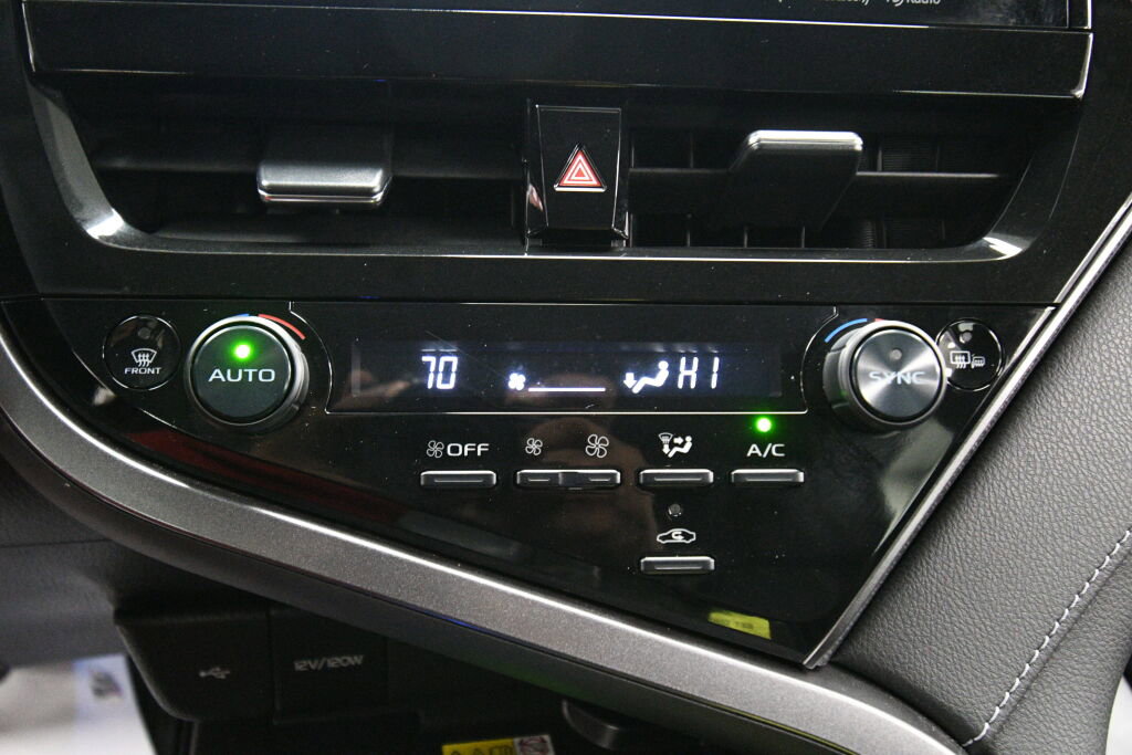 Used 2023 Toyota Camry XSE w/ Cold Weather Package image 16