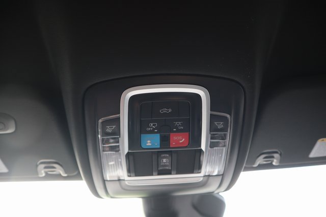 New 2026 RAM 1500 4x4 Crew Cab image 15