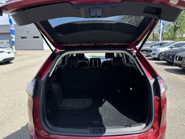 Used 2016 Ford Edge SEL w/ Equipment Group 201A AWD/4WD image 21