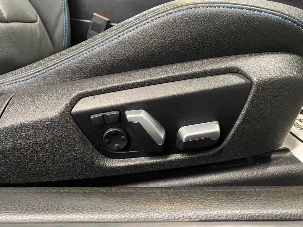 Used 2018 BMW M2 image 36