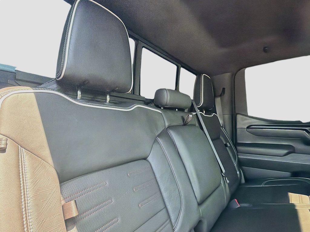 Used 2024 GMC Sierra 1500 AT4X AWD/4WD image 30