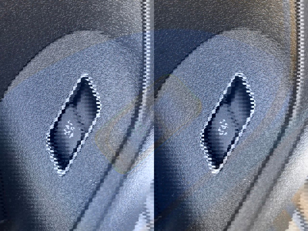 Used 2024 Mercedes-Benz GLE 350 4MATIC image 26