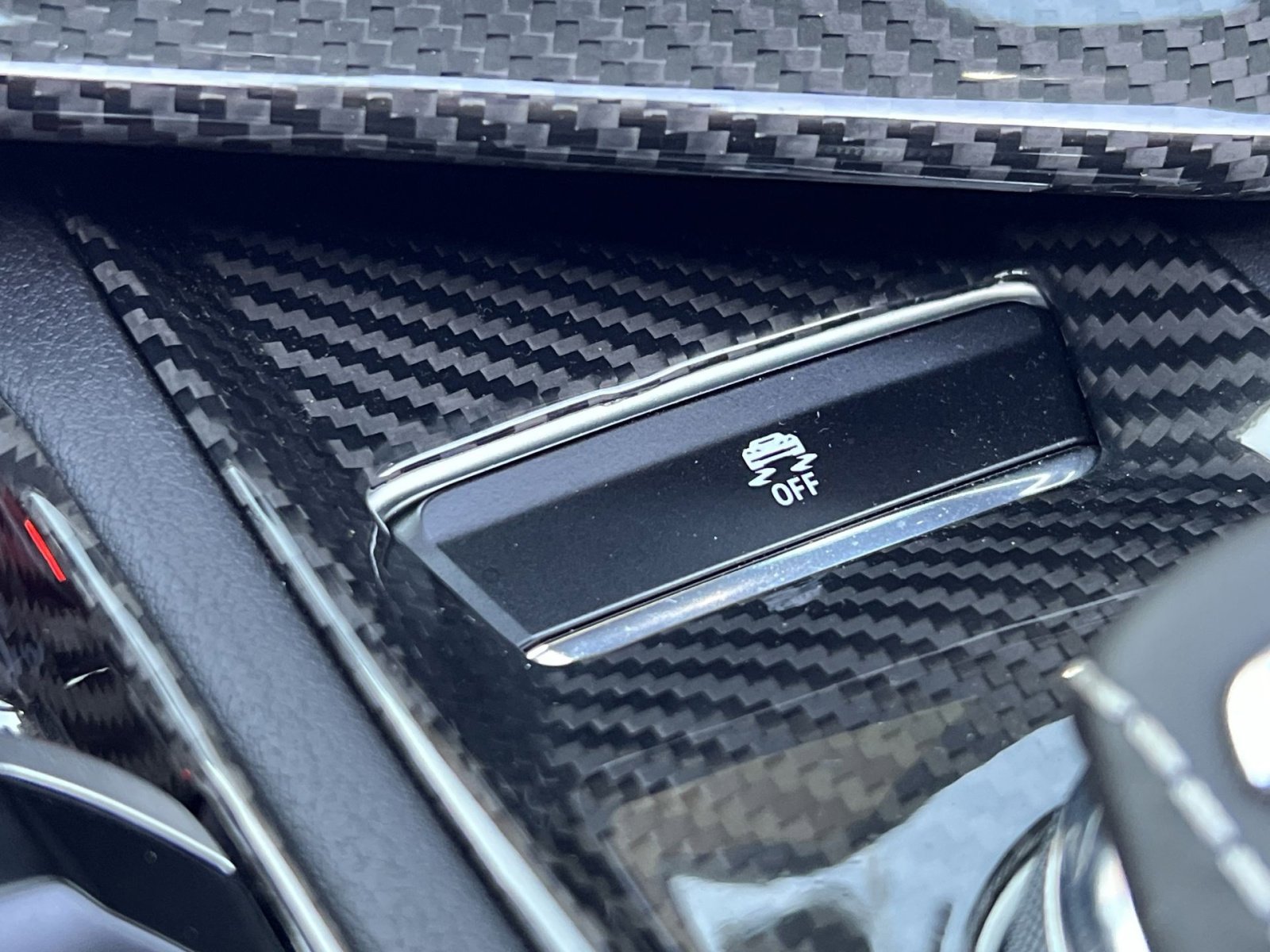 Used 2024 Chevrolet Corvette Stingray Coupe w/ Z51 Performance Package RWD image 30