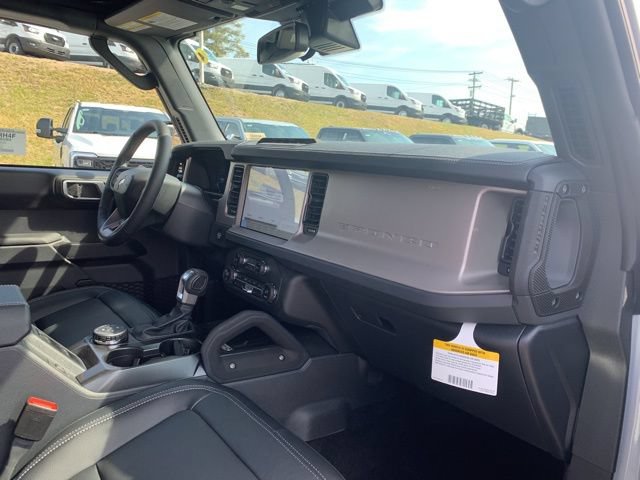 New 2026 Ford Bronco Outer Banks w/ Sasquatch Package AWD/4WD image 17