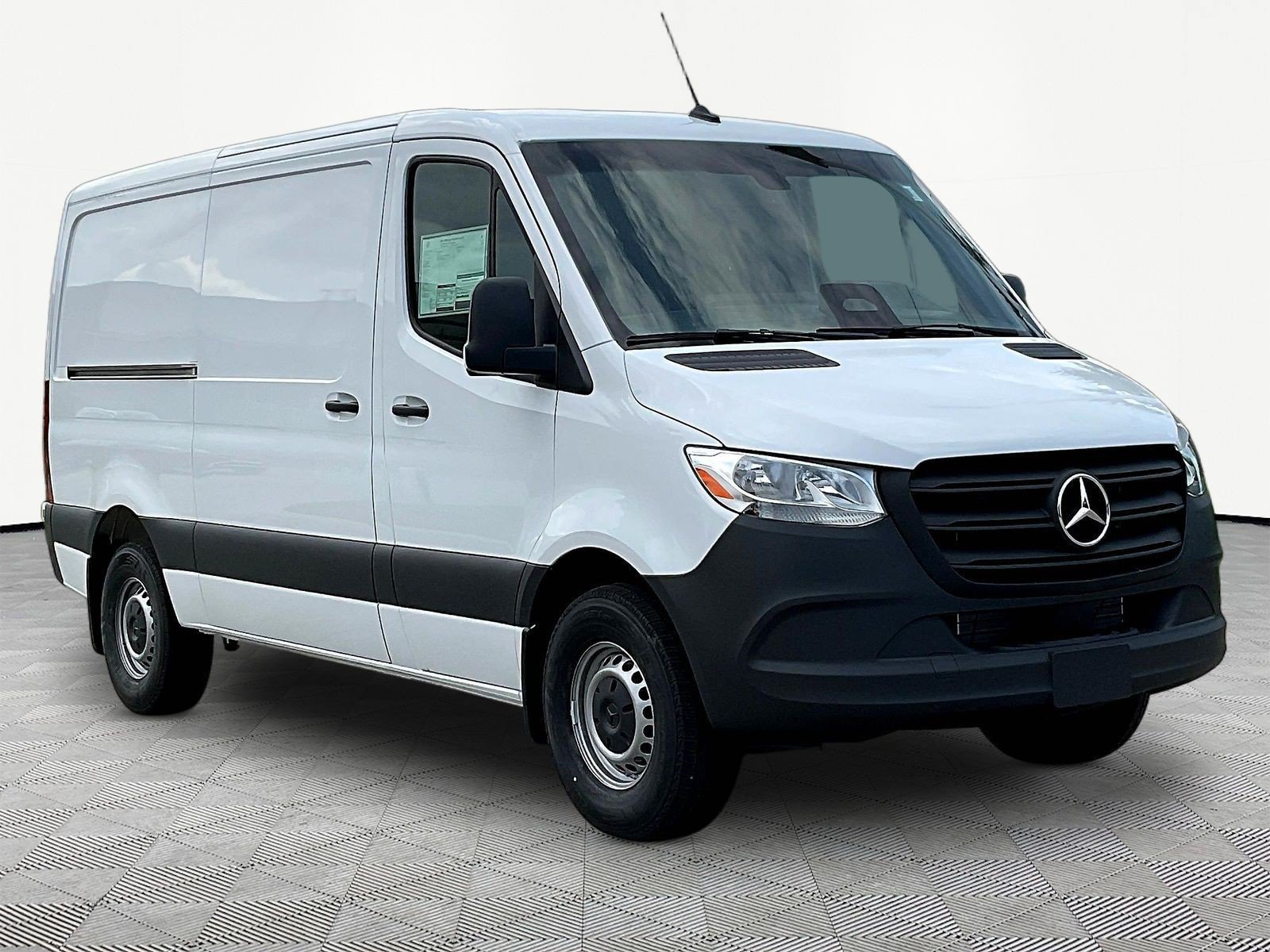 New 2026 Mercedes-Benz Sprinter 2500 image 3