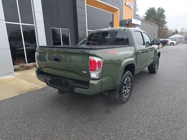 Used 2022 Toyota Tacoma TRD Sport w/ TRD Premium Sport Package AWD/4WD image 6